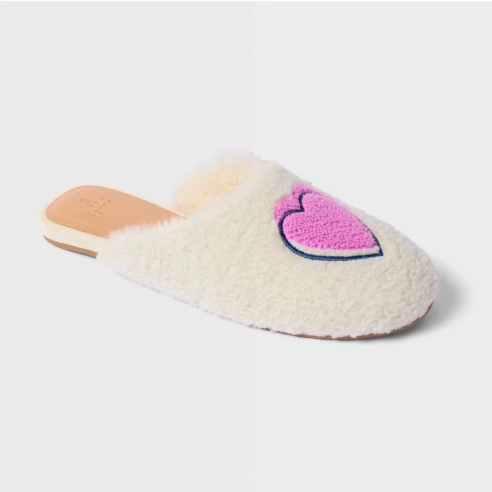 Roller Rabbit x Target Women’s Disco Hearts Fuzzy House Slippers - Picture 4 of 8